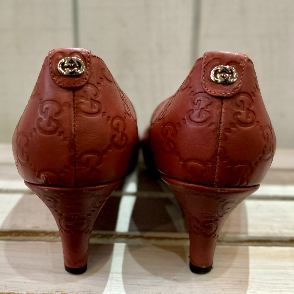 Gucci Signature GG Embossed Leather Pink Pumps - Size 40 - Picture 4 of 8